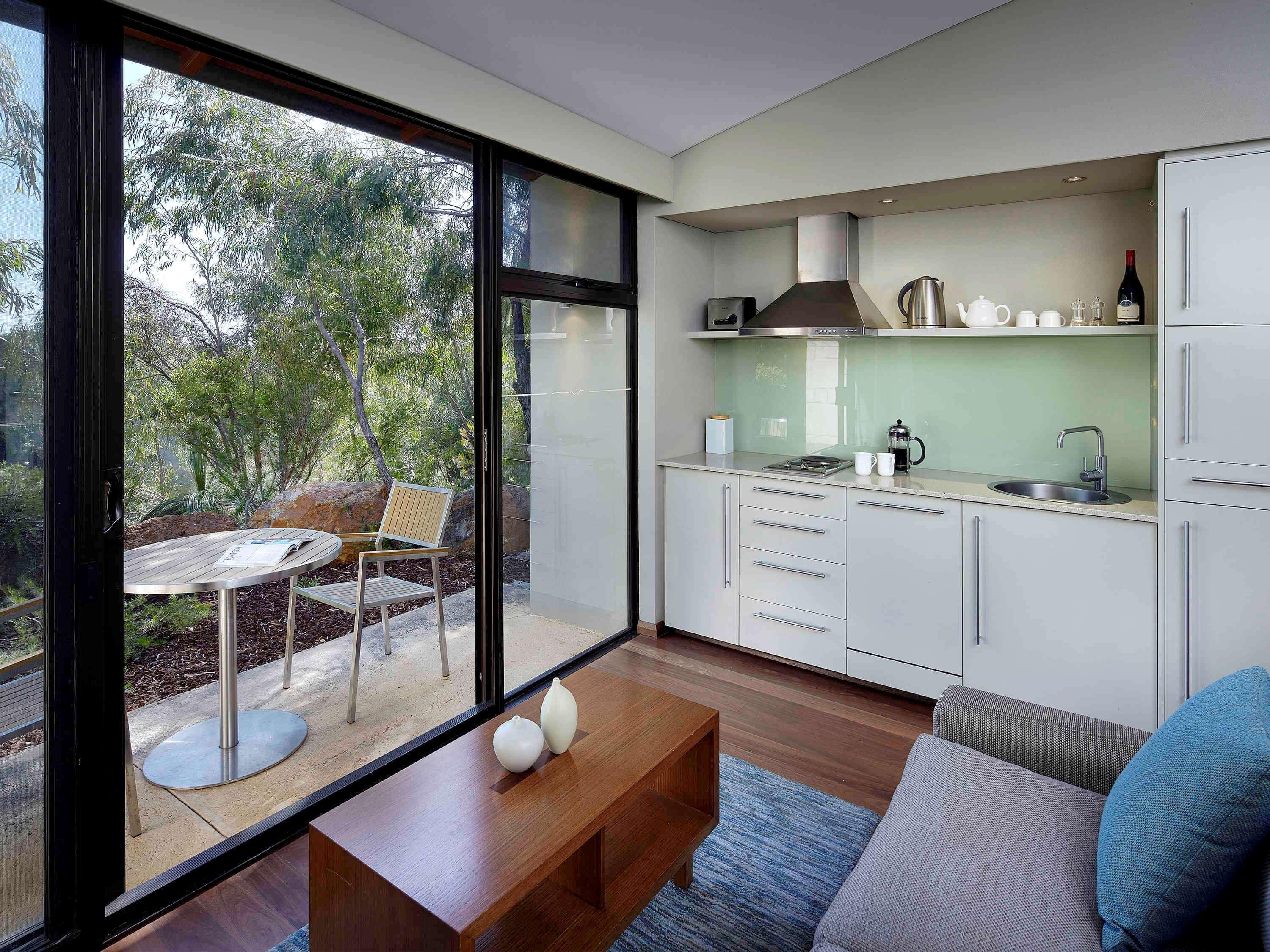 Pullman Bunker Bay Resort Margaret River Дънсбъро Екстериор снимка A kitchen in a typical apartment at the Village