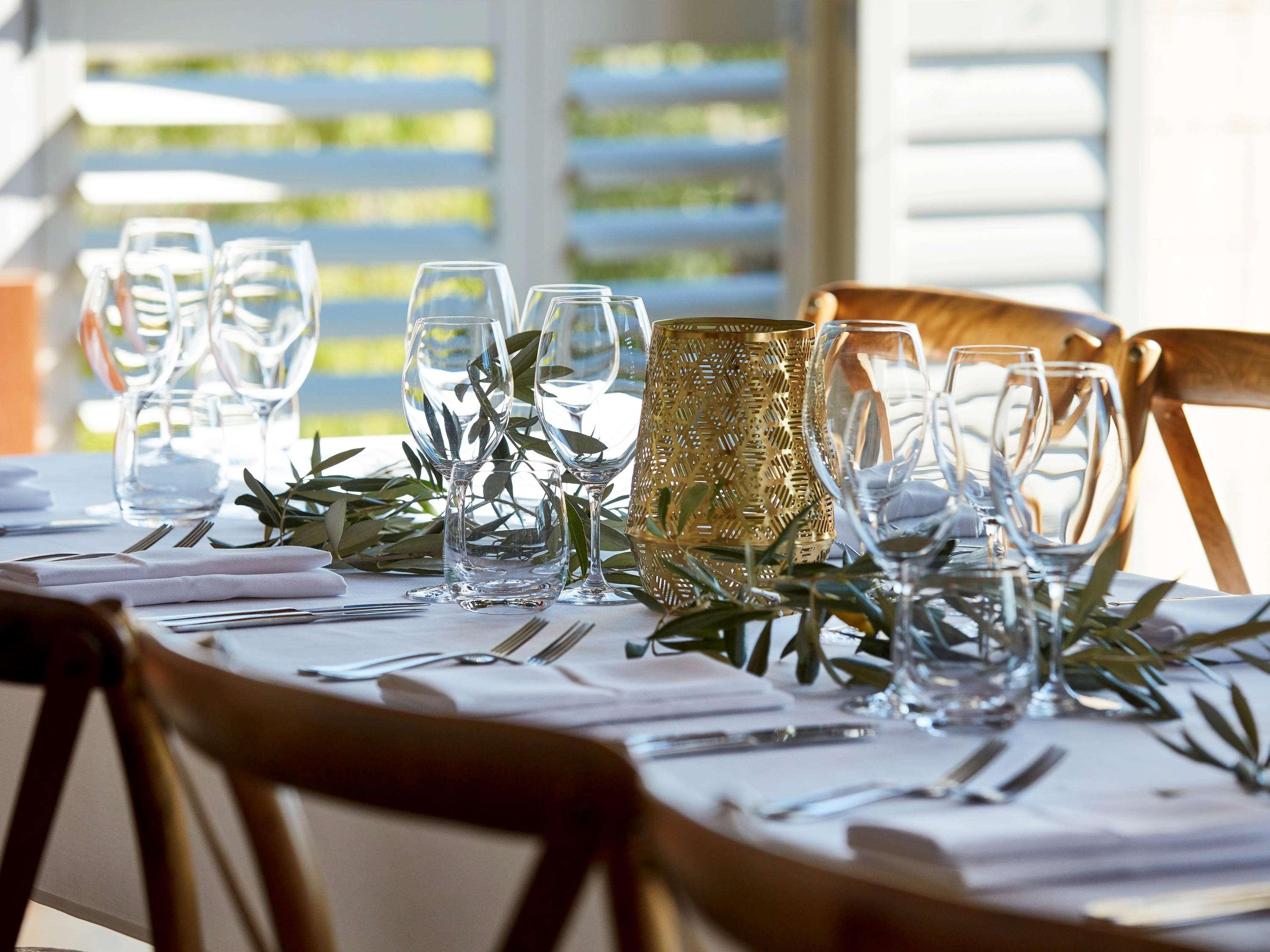 Pullman Bunker Bay Resort Margaret River Дънсбъро Екстериор снимка A table set for a meal